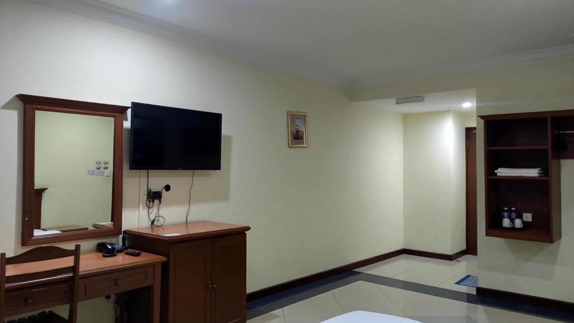 The Upper Deck Hotel Kudat Exterior foto