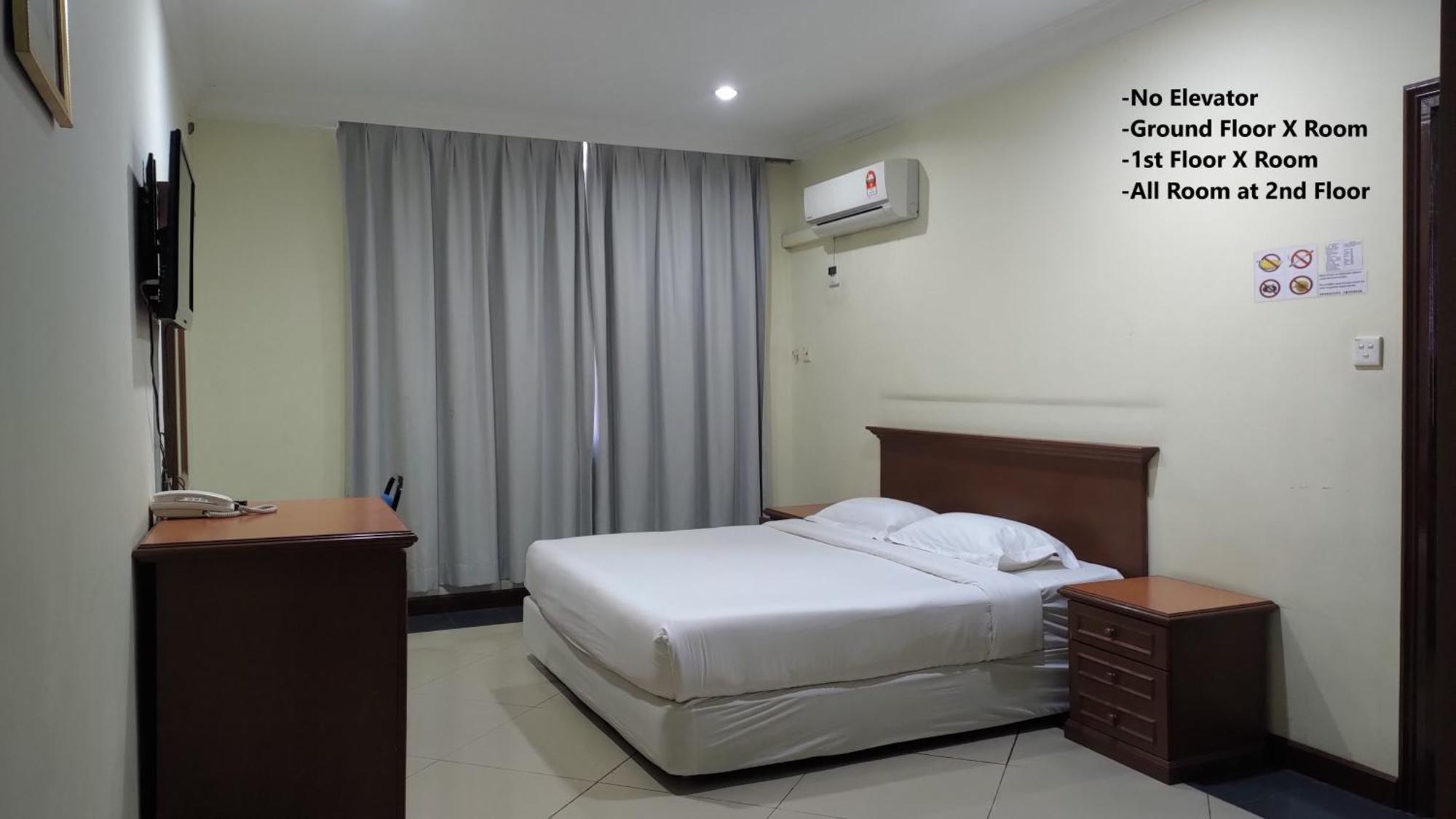 The Upper Deck Hotel Kudat Exterior foto